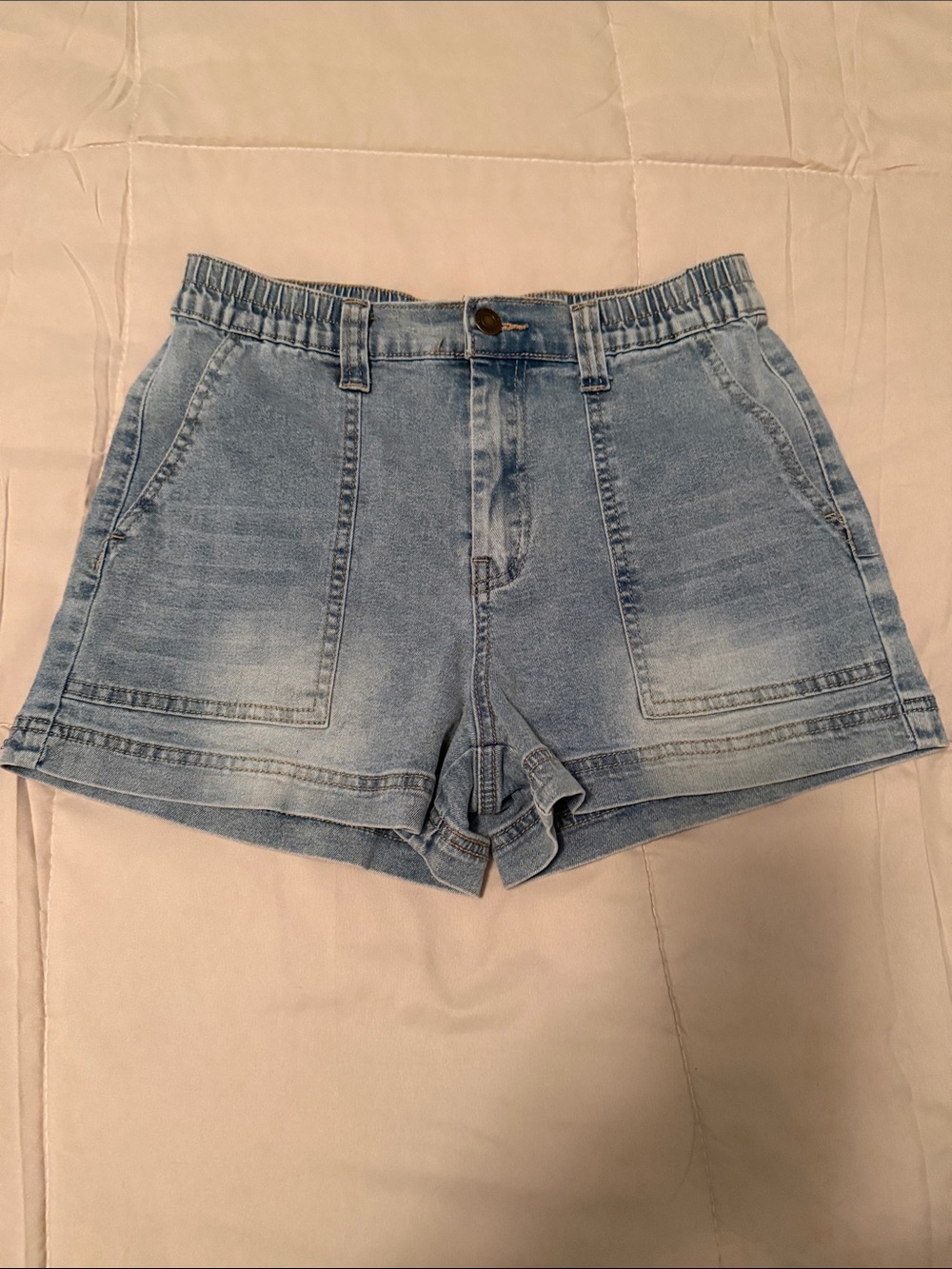 GOGO Light Wash Denim Shorts 29
